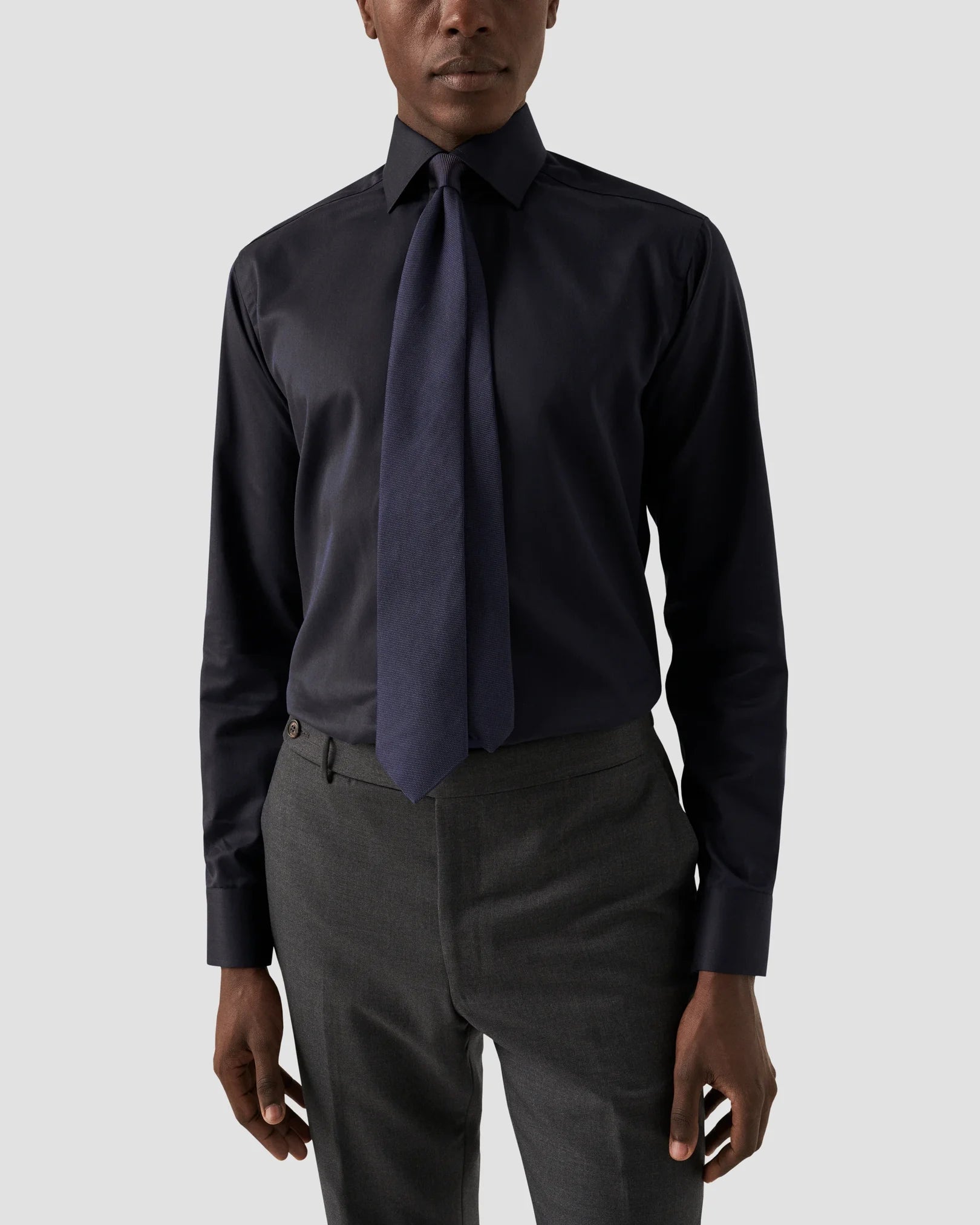Navy Signature Twill Shirt – Slim Fit